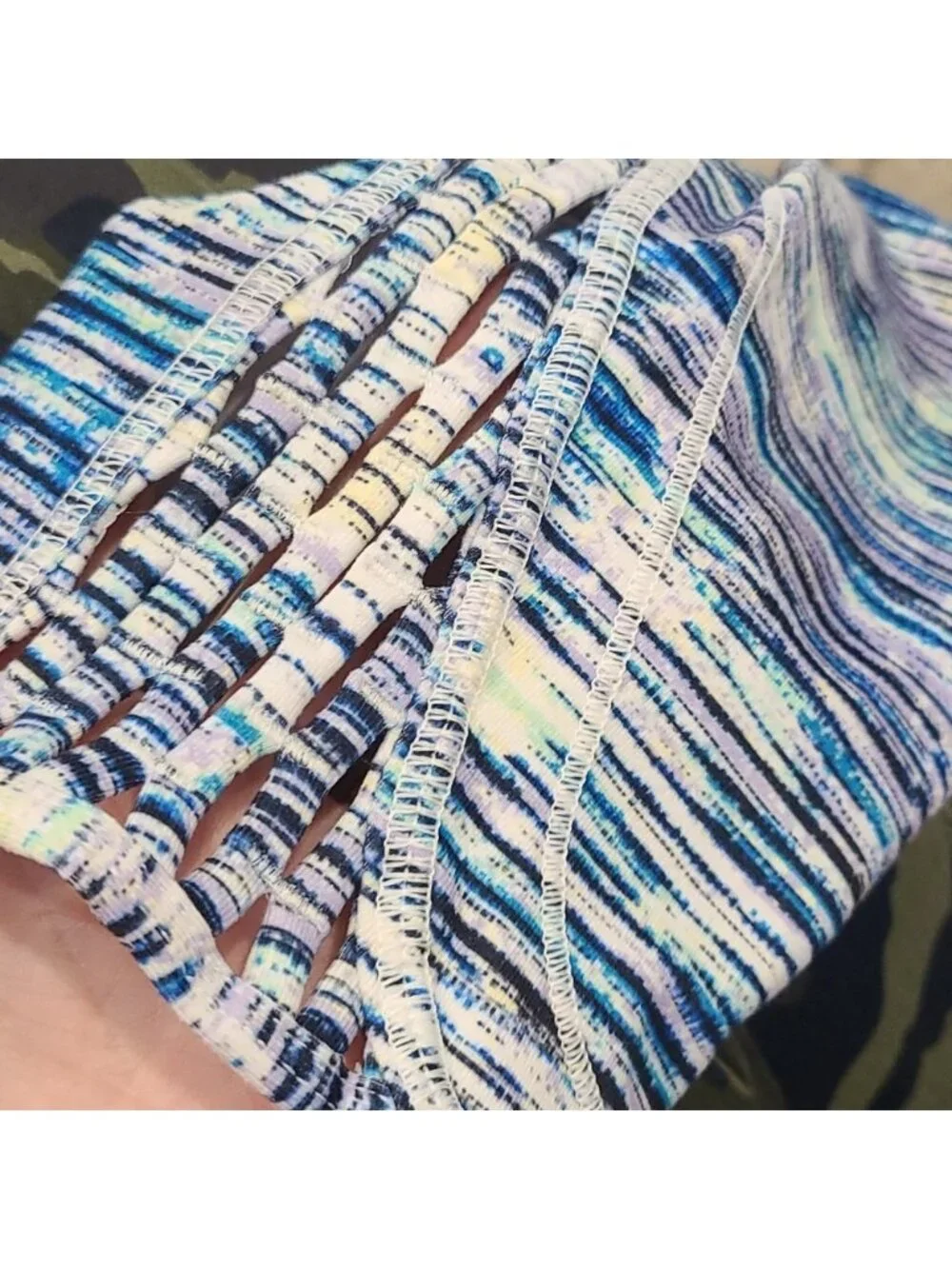 Lululemon True Self Crop II Blurry Belle Multi